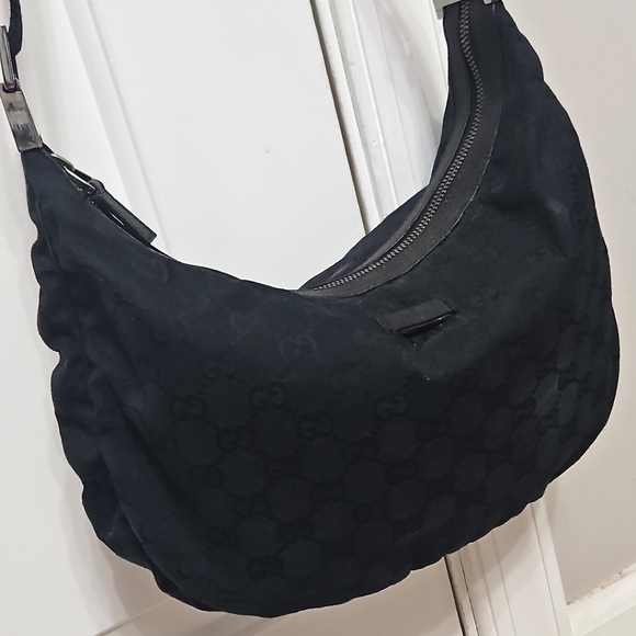 Gucci Handbags - Gucci Vintage Hobo Shoulder Bag